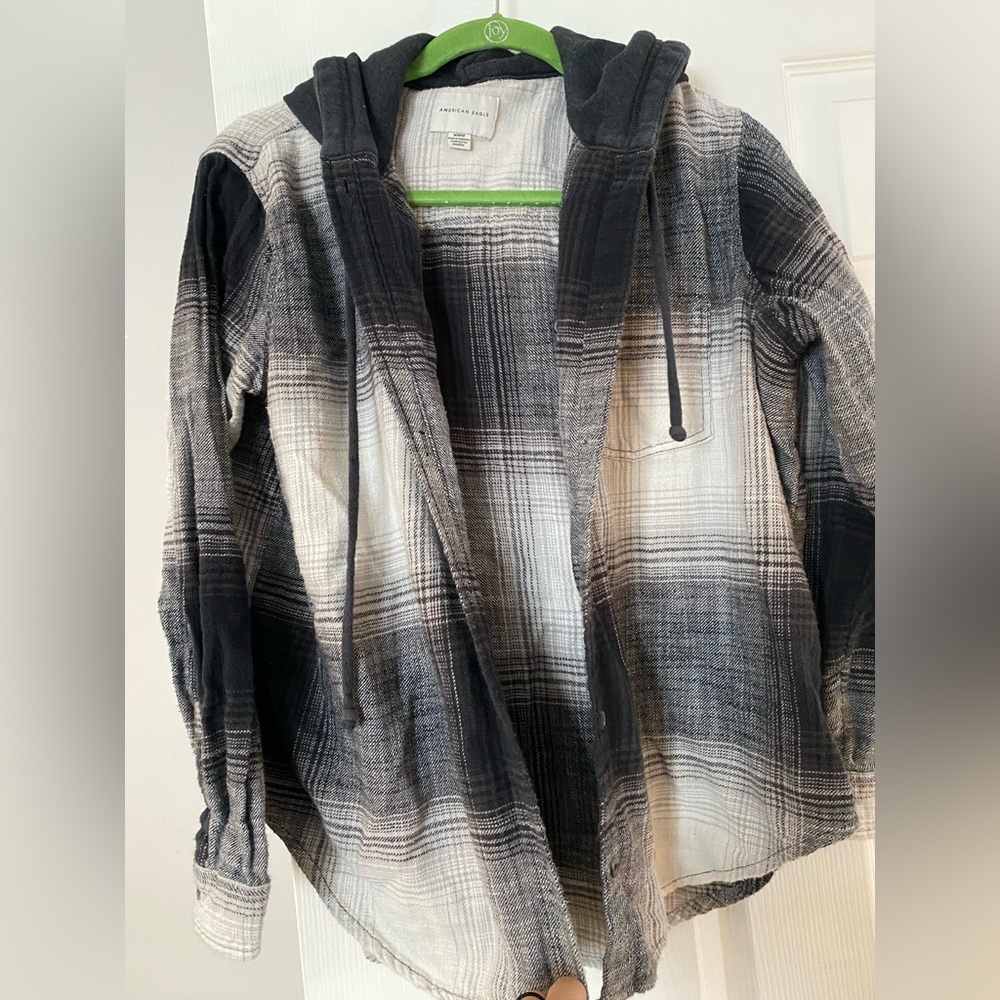 AE flannel shirt with hood